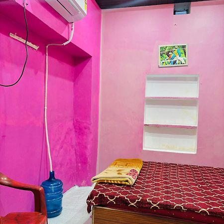 Shivalay Paying Guest House Varanasi Exterior photo
