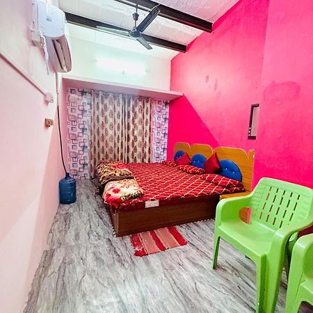 Shivalay Paying Guest House Varanasi Exterior photo