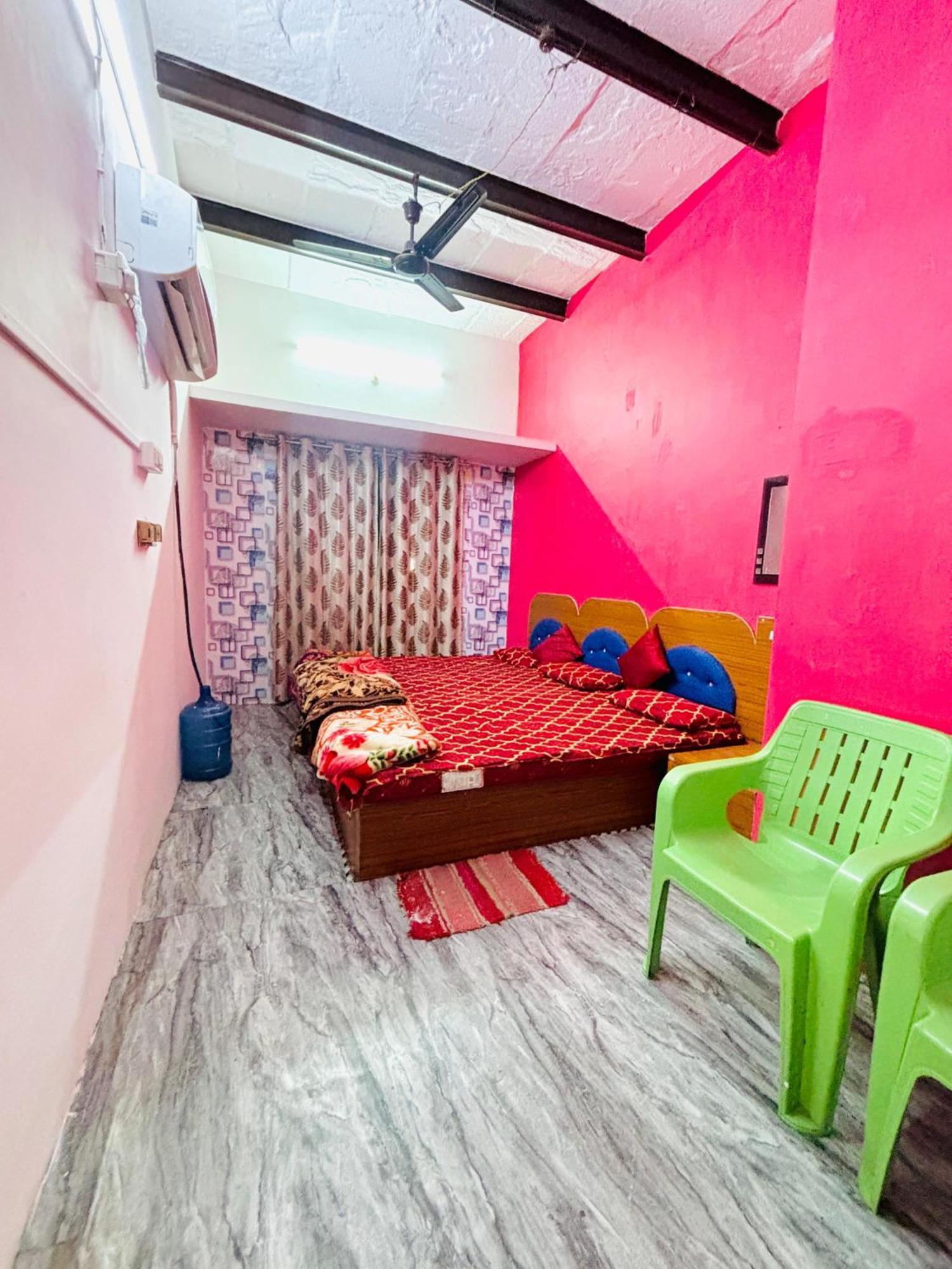 Shivalay Paying Guest House Varanasi Exterior photo