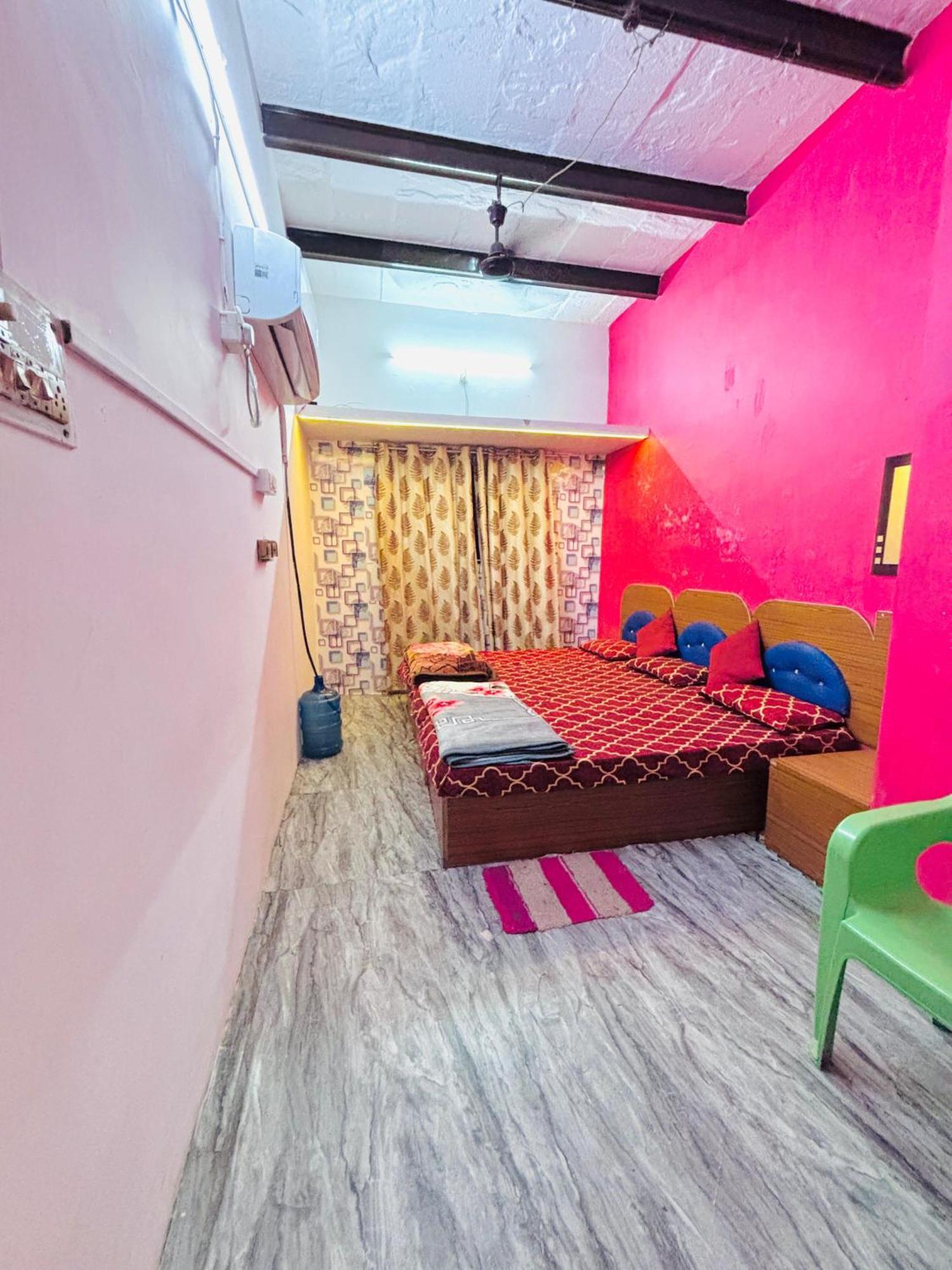 Shivalay Paying Guest House Varanasi Exterior photo